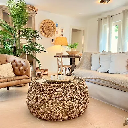 别墅 Storm - Very Stylish W/pool & Garden In Gocek Hills 费特希耶